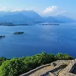 Di Garda A 300 M - Ardea Duplex * Manerba del Garda