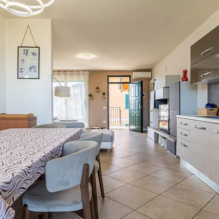 Di Garda A 300 M - Ardea Duplex